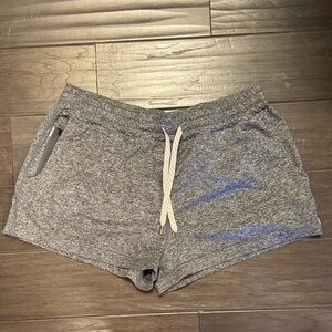 Vuori Heather Gray Women's Performance Short